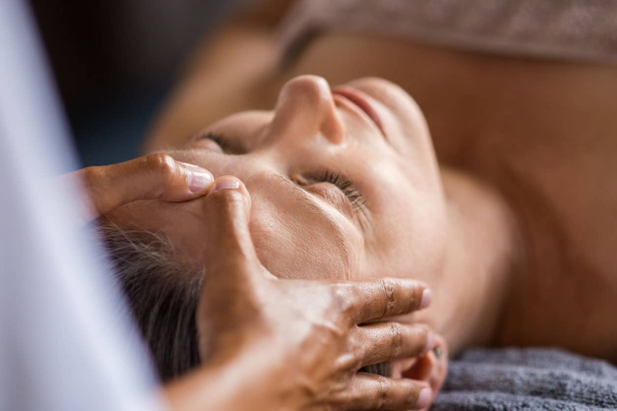 Traitement facial anti-âge à l hopital